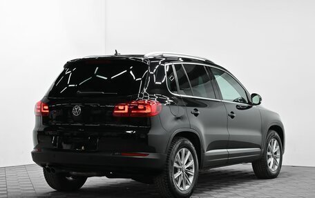 Volkswagen Tiguan I, 2015 год, 1 345 000 рублей, 4 фотография