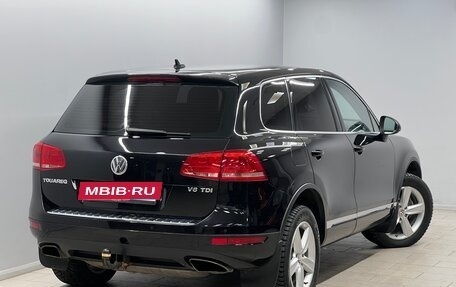 Volkswagen Touareg III, 2011 год, 1 965 000 рублей, 4 фотография