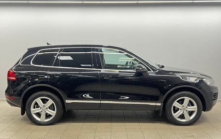 Volkswagen Touareg III, 2011 год, 1 965 000 рублей, 6 фотография