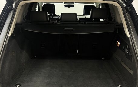 Volkswagen Touareg III, 2011 год, 1 965 000 рублей, 12 фотография