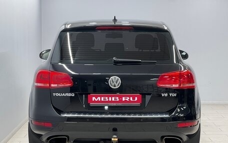 Volkswagen Touareg III, 2011 год, 1 965 000 рублей, 5 фотография