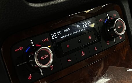 Volkswagen Touareg III, 2011 год, 1 965 000 рублей, 19 фотография