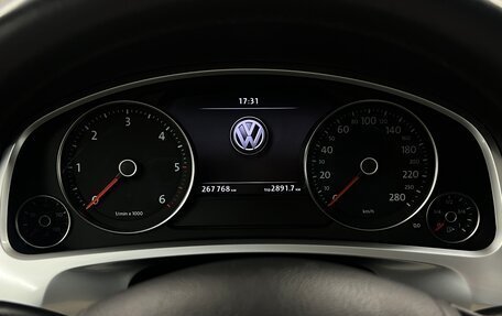 Volkswagen Touareg III, 2011 год, 1 965 000 рублей, 22 фотография