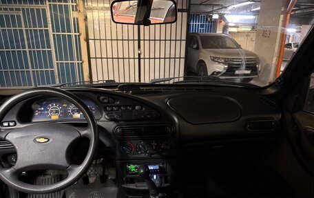 Chevrolet Niva I рестайлинг, 2004 год, 340 000 рублей, 5 фотография