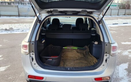 Mitsubishi Outlander III рестайлинг 3, 2014 год, 1 899 000 рублей, 5 фотография