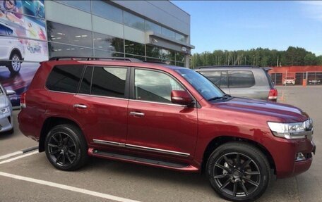 Toyota Land Cruiser 200, 2016 год, 7 099 000 рублей, 4 фотография