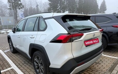 Toyota RAV4, 2025 год, 4 950 000 рублей, 6 фотография
