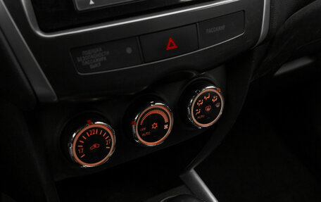 Mitsubishi ASX I рестайлинг, 2013 год, 740 000 рублей, 18 фотография