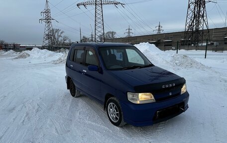 Nissan Cube II, 2000 год, 256 000 рублей, 2 фотография