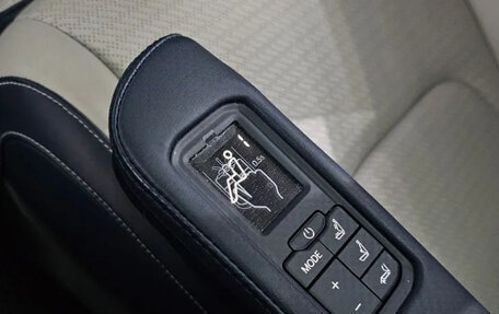 KIA Carnival, 2025 год, 5 200 000 рублей, 17 фотография