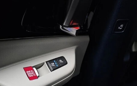 KIA Carnival, 2025 год, 5 200 000 рублей, 16 фотография