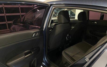 KIA Sportage IV рестайлинг, 2019 год, 1 925 000 рублей, 24 фотография