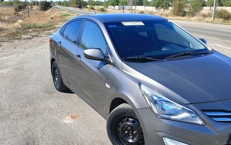 Hyundai Solaris II рестайлинг, 2014 год, 870 000 рублей, 3 фотография