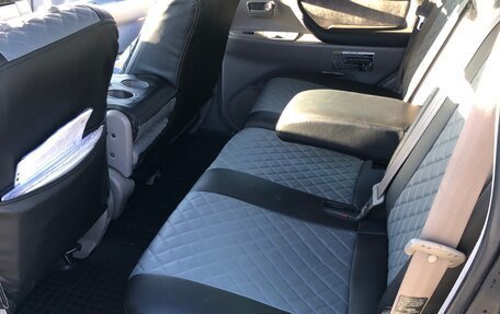 Toyota Land Cruiser 100 рестайлинг 2, 2007 год, 3 000 000 рублей, 3 фотография