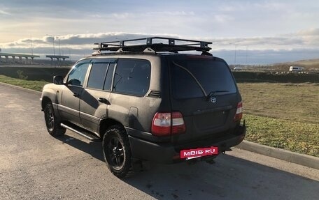 Toyota Land Cruiser 100 рестайлинг 2, 2007 год, 3 000 000 рублей, 6 фотография