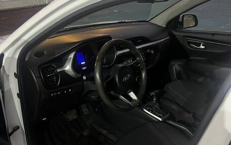 KIA Rio IV, 2021 год, 899 000 рублей, 9 фотография