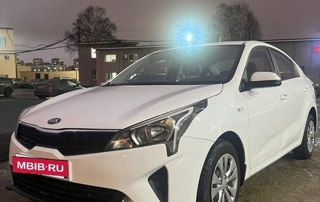 KIA Rio IV, 2021 год, 899 000 рублей, 16 фотография