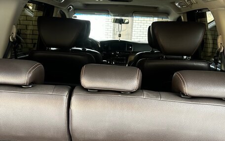 Nissan Elgrand III, 2010 год, 2 500 000 рублей, 14 фотография