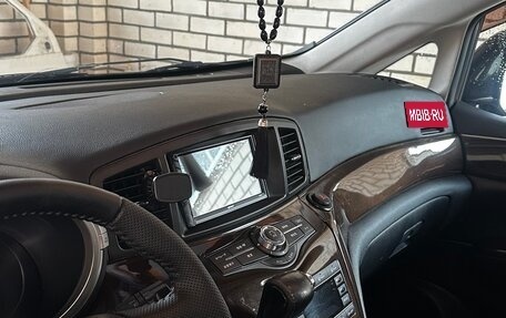 Nissan Elgrand III, 2010 год, 2 500 000 рублей, 20 фотография