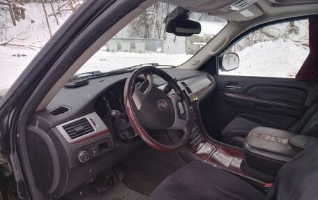 Cadillac Escalade III, 2007 год, 1 750 000 рублей, 4 фотография