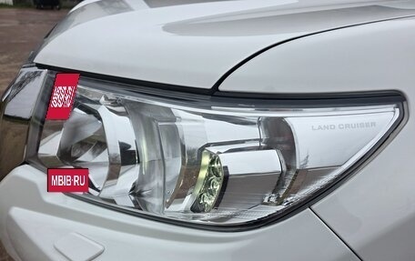 Toyota Land Cruiser Prado 150 рестайлинг 2, 2021 год, 4 600 000 рублей, 9 фотография