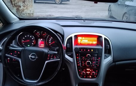 Opel Astra J, 2010 год, 570 000 рублей, 9 фотография