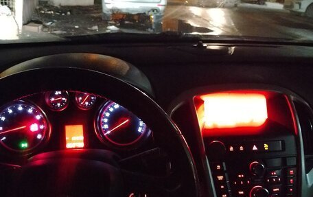 Opel Astra J, 2010 год, 570 000 рублей, 13 фотография