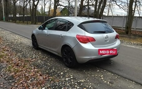 Opel Astra J, 2010 год, 570 000 рублей, 16 фотография