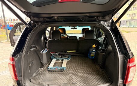 Ford Explorer VI, 2013 год, 1 950 000 рублей, 14 фотография