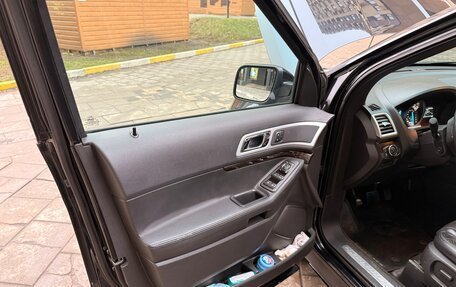 Ford Explorer VI, 2013 год, 1 950 000 рублей, 20 фотография