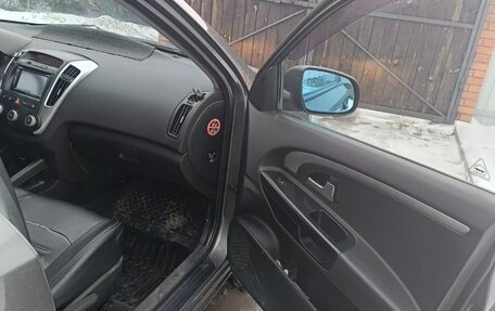 KIA cee'd I рестайлинг, 2010 год, 497 000 рублей, 11 фотография