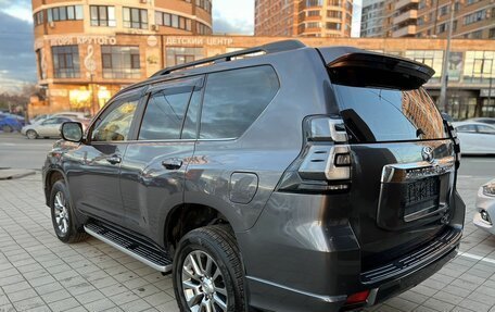 Toyota Land Cruiser Prado 150 рестайлинг 2, 2018 год, 4 950 000 рублей, 6 фотография