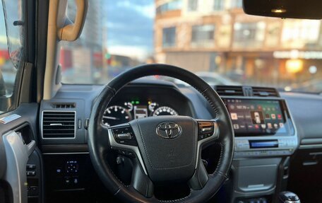 Toyota Land Cruiser Prado 150 рестайлинг 2, 2018 год, 4 950 000 рублей, 10 фотография