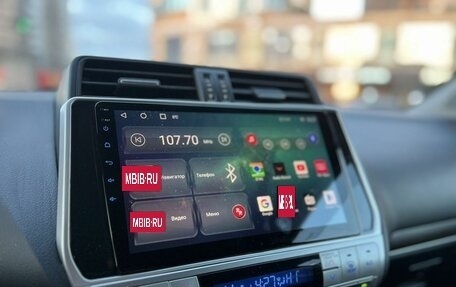 Toyota Land Cruiser Prado 150 рестайлинг 2, 2018 год, 4 950 000 рублей, 13 фотография