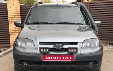 Chevrolet Niva I рестайлинг, 2018 год, 777 000 рублей, 1 фотография