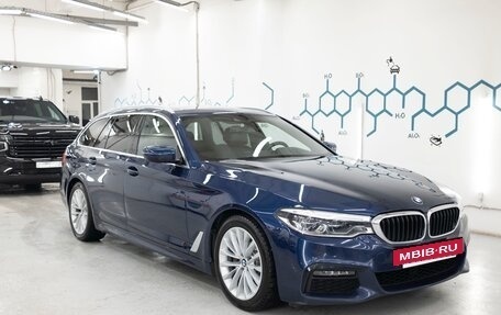 BMW 5 серия, 2019 год, 3 600 000 рублей, 4 фотография