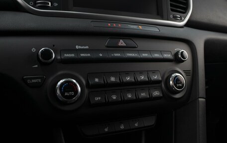 KIA Sportage IV рестайлинг, 2020 год, 2 520 000 рублей, 17 фотография