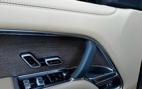 Land Rover Range Rover IV рестайлинг, 2025 год, 14 985 000 рублей, 18 фотография