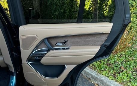 Land Rover Range Rover IV рестайлинг, 2025 год, 14 985 000 рублей, 16 фотография