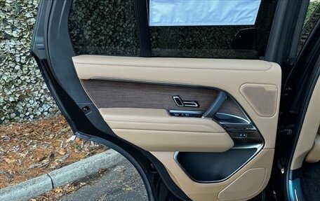 Land Rover Range Rover IV рестайлинг, 2025 год, 14 985 000 рублей, 17 фотография
