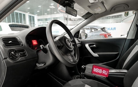 Volkswagen Polo VI (EU Market), 2013 год, 650 000 рублей, 20 фотография