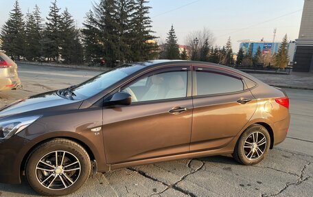 Hyundai Solaris II рестайлинг, 2016 год, 1 300 000 рублей, 2 фотография