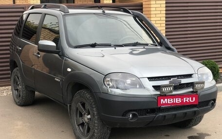 Chevrolet Niva I рестайлинг, 2018 год, 777 000 рублей, 2 фотография