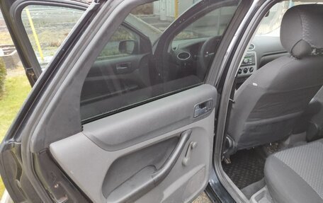 Ford Focus II рестайлинг, 2005 год, 350 000 рублей, 16 фотография