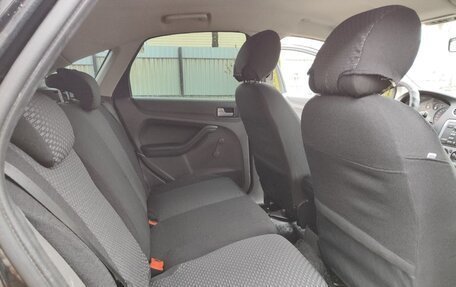 Ford Focus II рестайлинг, 2005 год, 350 000 рублей, 17 фотография