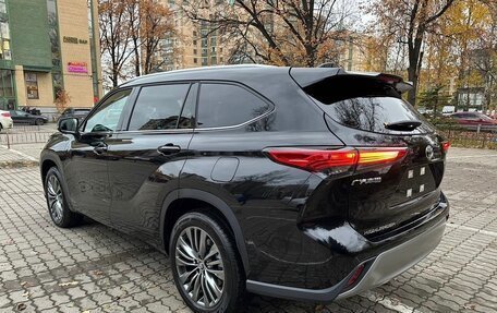 Toyota Highlander, 2025 год, 5 690 000 рублей, 3 фотография