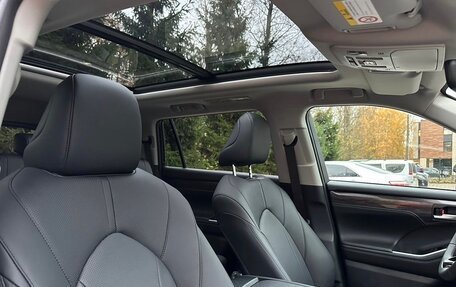 Toyota Highlander, 2025 год, 5 690 000 рублей, 7 фотография