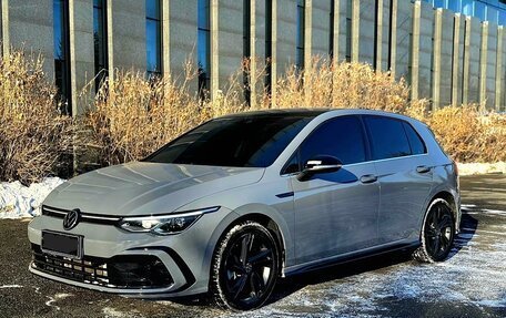 Volkswagen Golf VIII, 2022 год, 2 200 000 рублей, 2 фотография