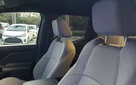 Toyota Tacoma, 2025 год, 7 000 000 рублей, 13 фотография