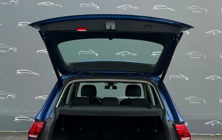 Volkswagen Tiguan II, 2020 год, 2 635 900 рублей, 14 фотография